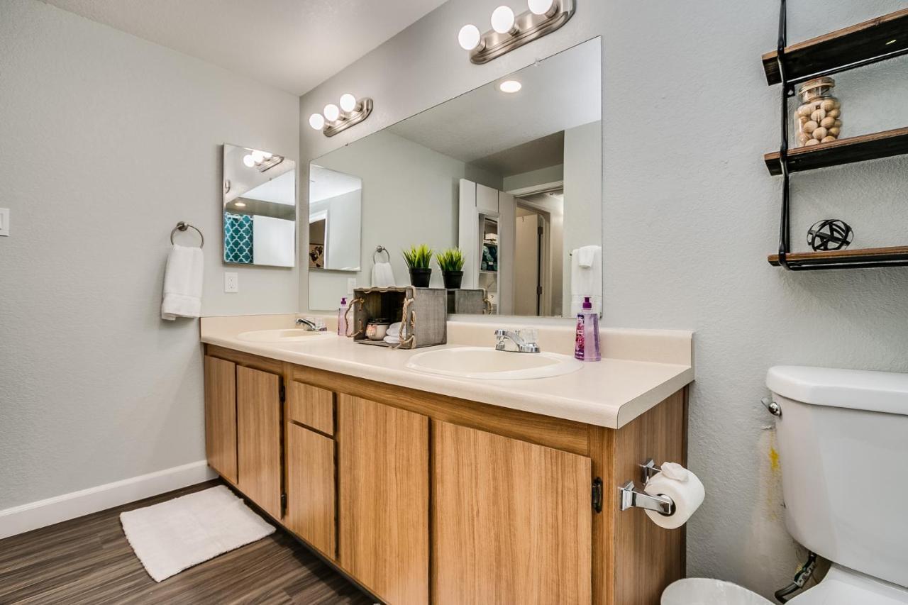 Heated Community Pool-quiet Community-top Flr Unit